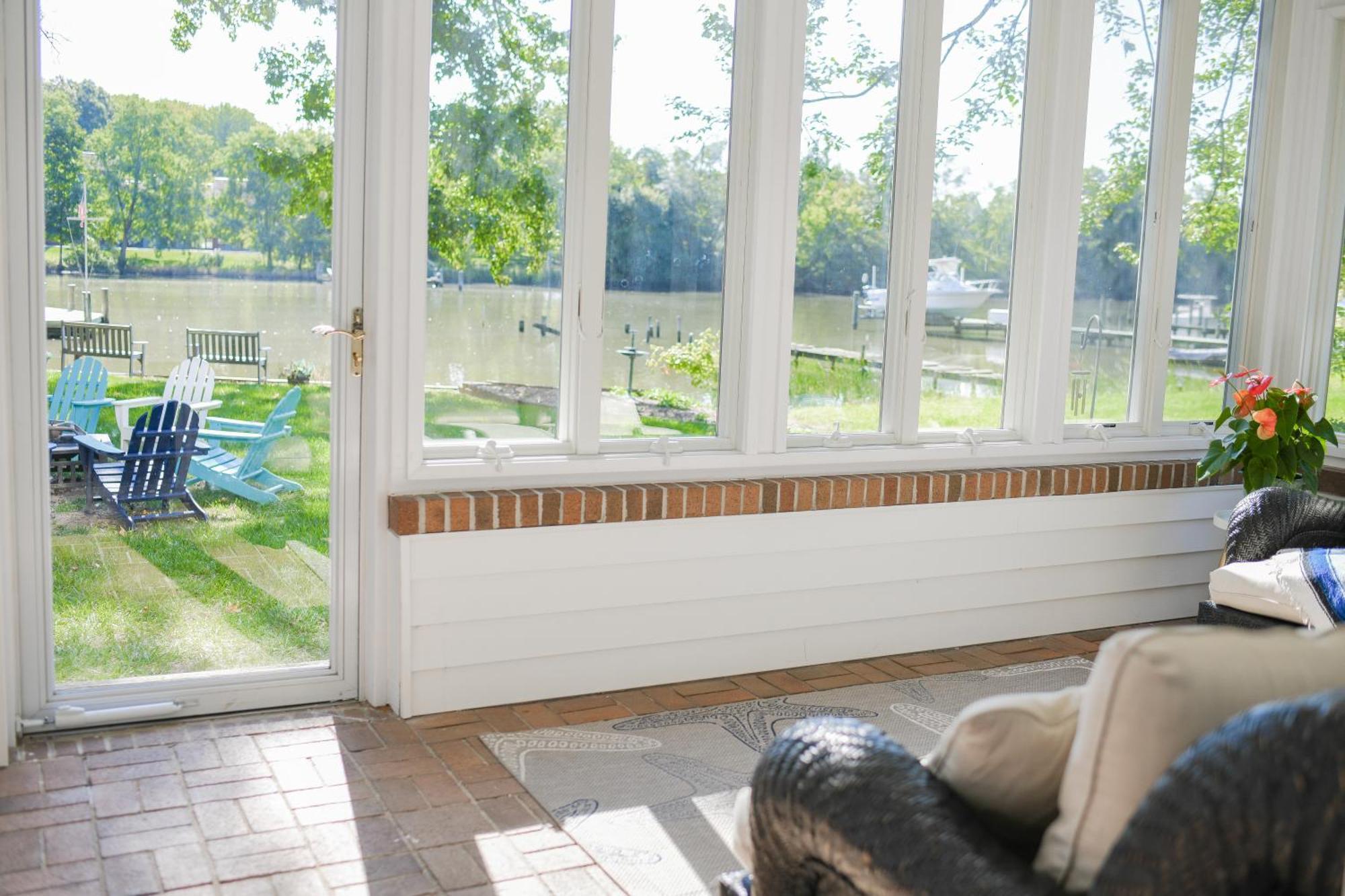 Villa Charm Waterfront Getaway Near Usna - Fish & Crab From Your Private Pier! *